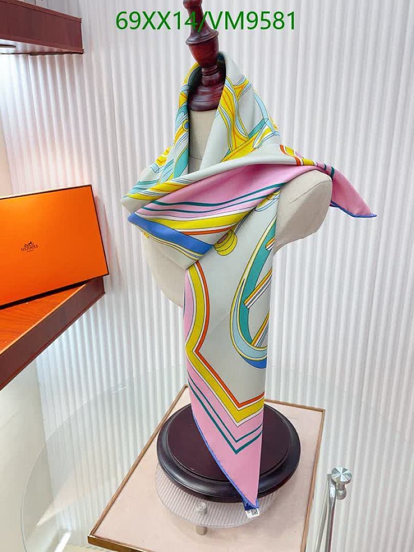 Hermes-Scarf Code: VM9581 $: 69USD