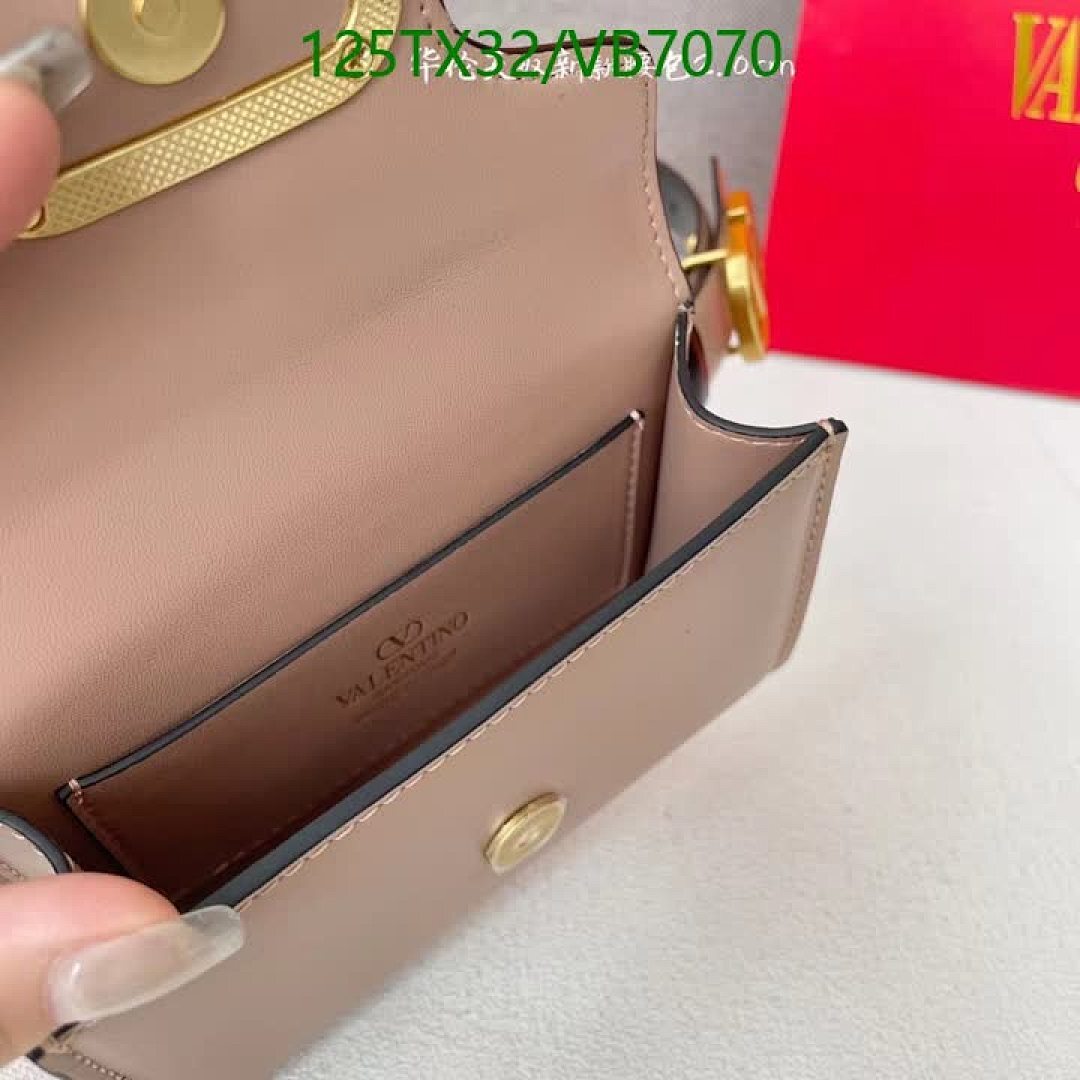 Valentino-Belts Code: VB7070 $: 125USD