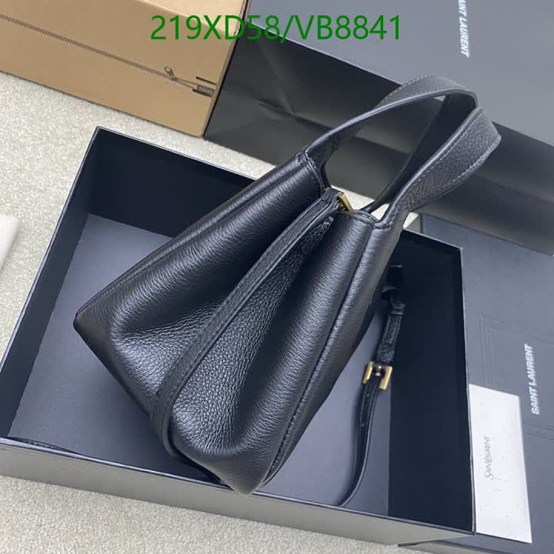 YSL-Bag-Mirror Quality Code: VB8841 $: 219USD