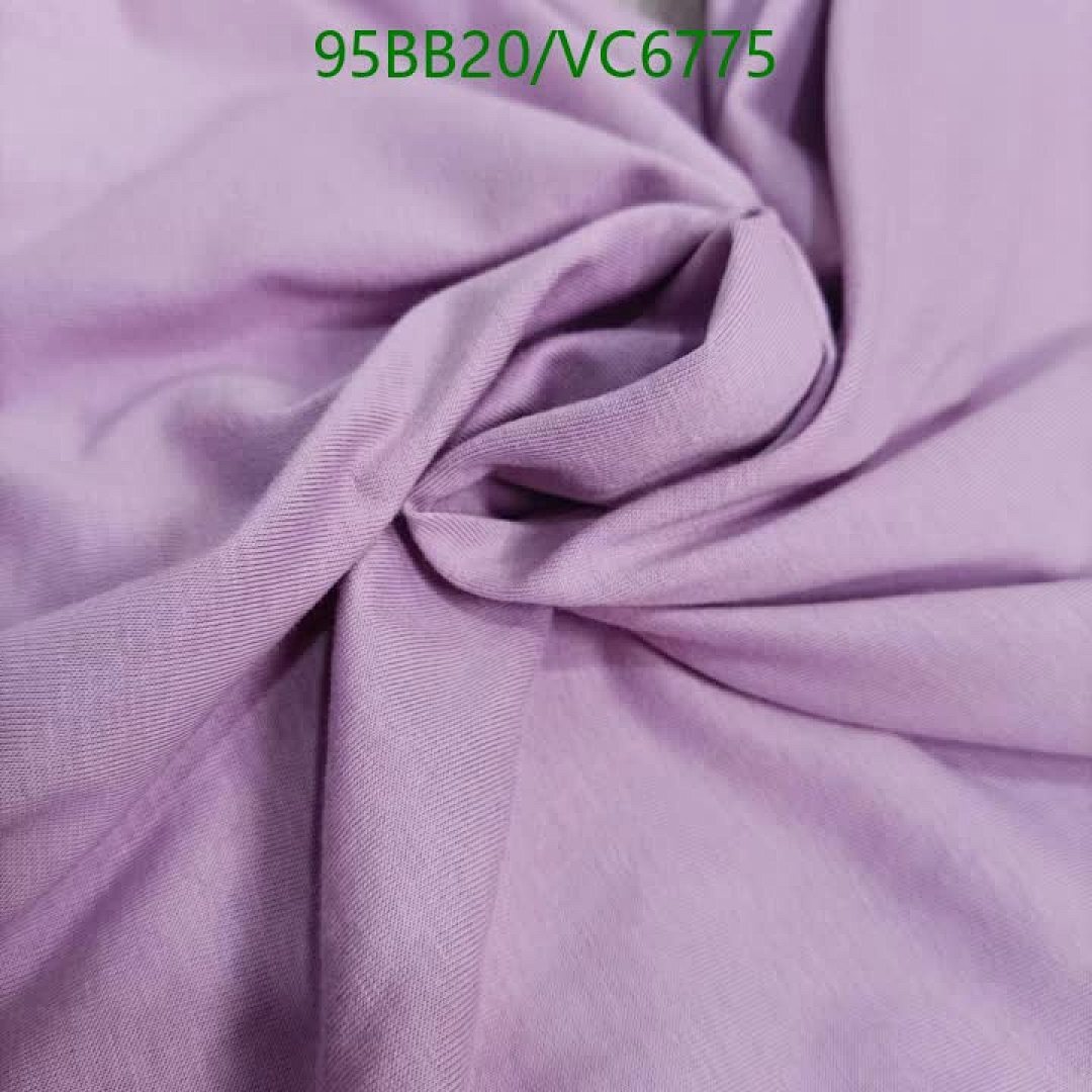 Moncler-Clothing Code: VC6775 $: 95USD