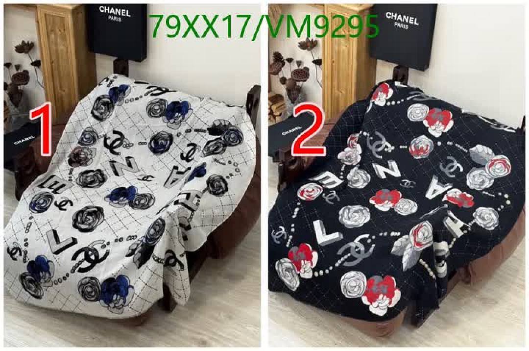 Chanel-Scarf Code: VM9295 $: 79USD