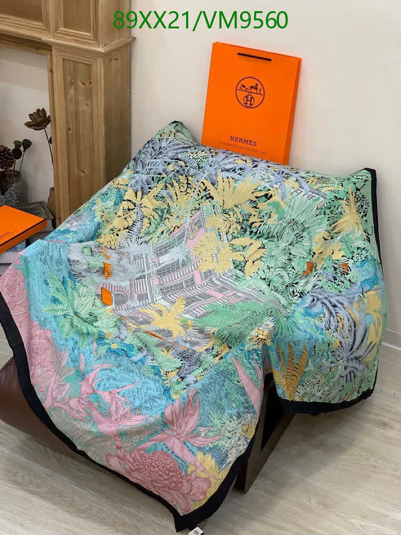 Hermes-Scarf Code: VM9560 $: 89USD