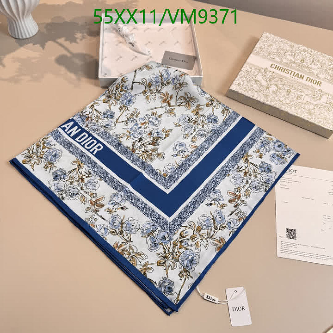 Dior-Scarf Code: VM9371 $: 55USD