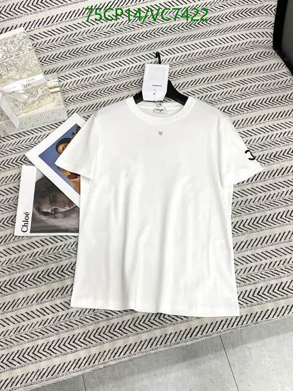Chanel-Clothing Code: VC7422 $: 75USD