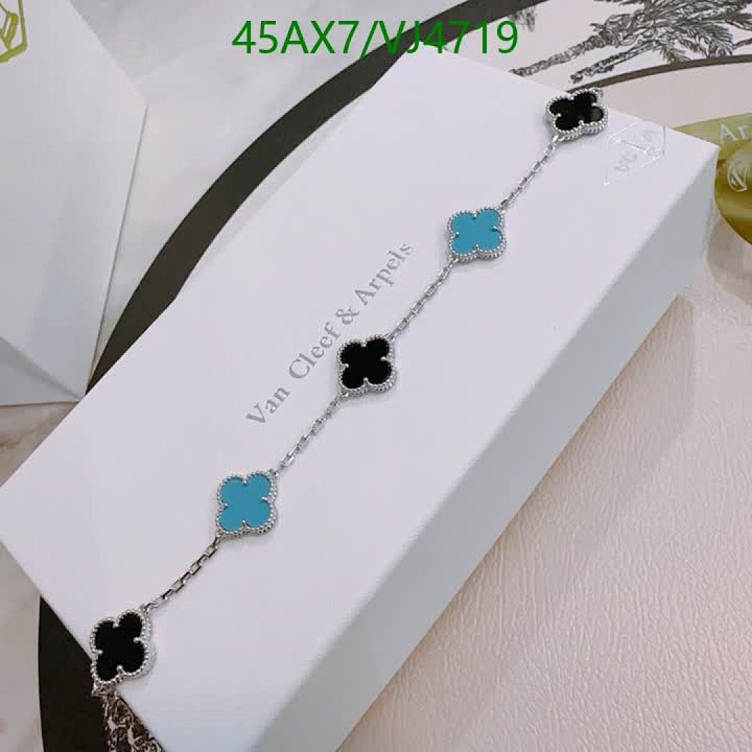 Van Cleef & Arpels-Jewelry Code: VJ4719 $: 45USD