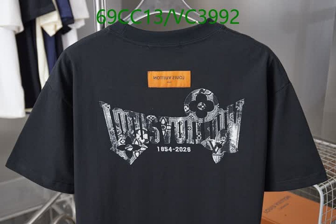 LV-Clothing Code: VC3992 $: 69USD