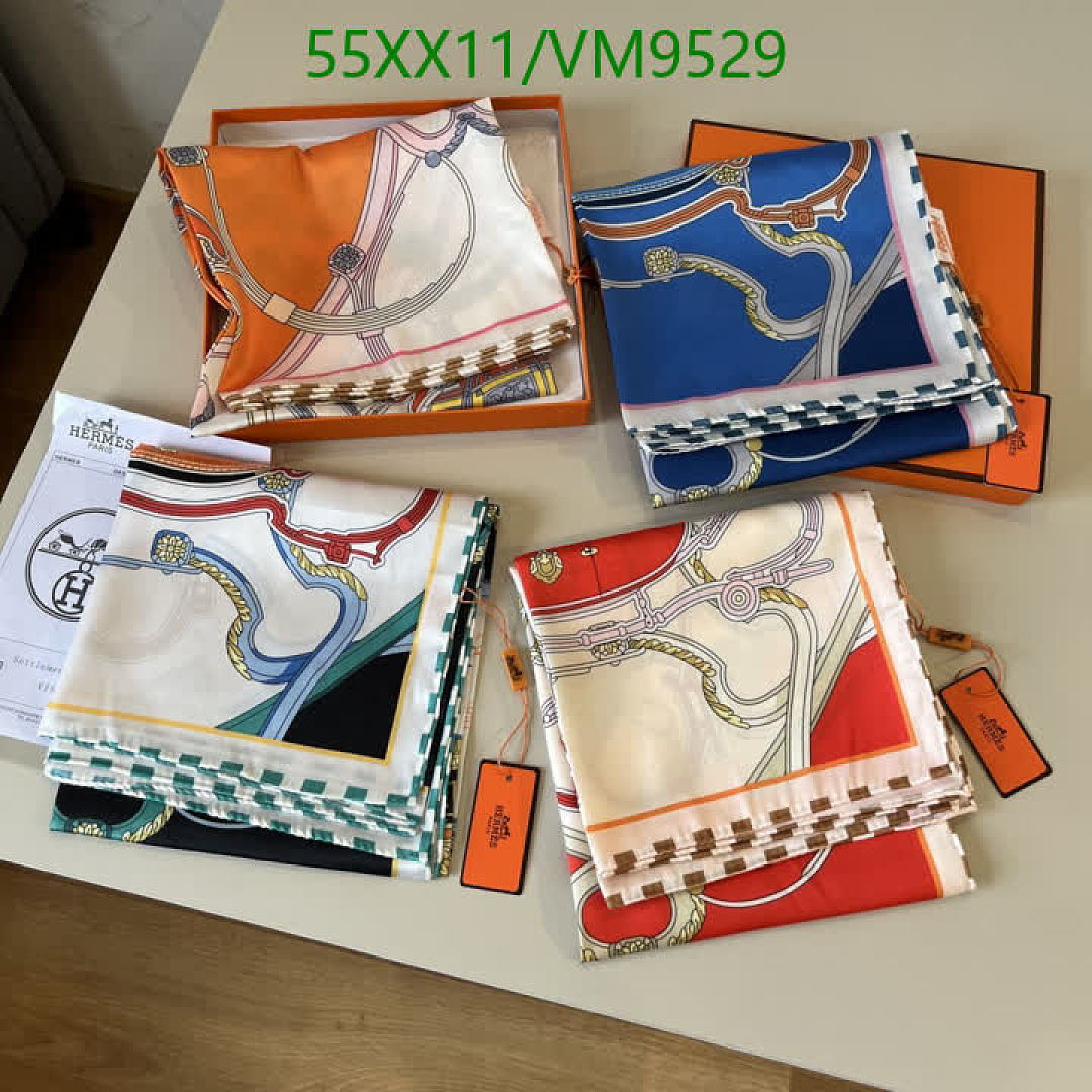 Hermes-Scarf Code: VM9529 $: 55USD