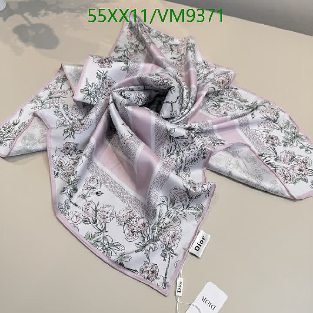 Dior-Scarf Code: VM9371 $: 55USD