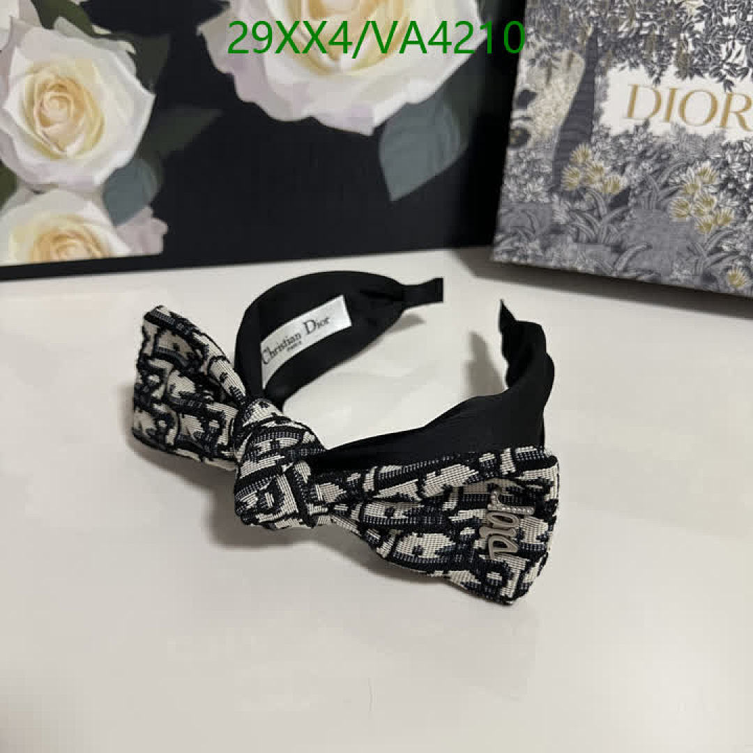 Dior-Headband Code: VA4210 $: 29USD