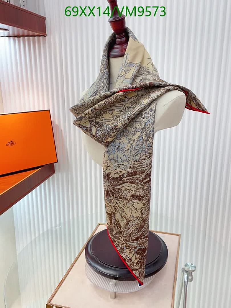 Hermes-Scarf Code: VM9573 $: 69USD