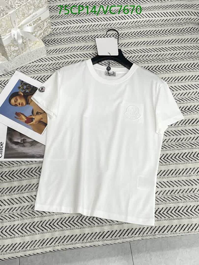 Moncler-Clothing Code: VC7670 $: 75USD