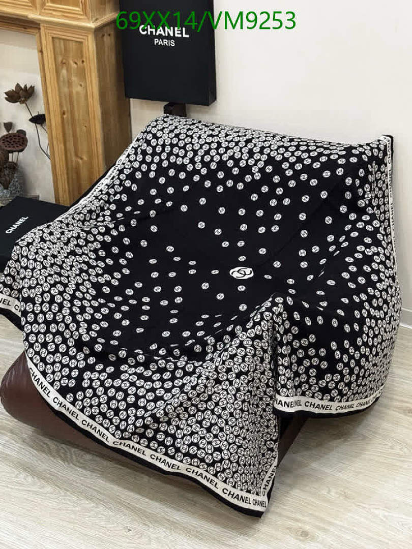 Chanel-Scarf Code: VM9253 $: 69USD