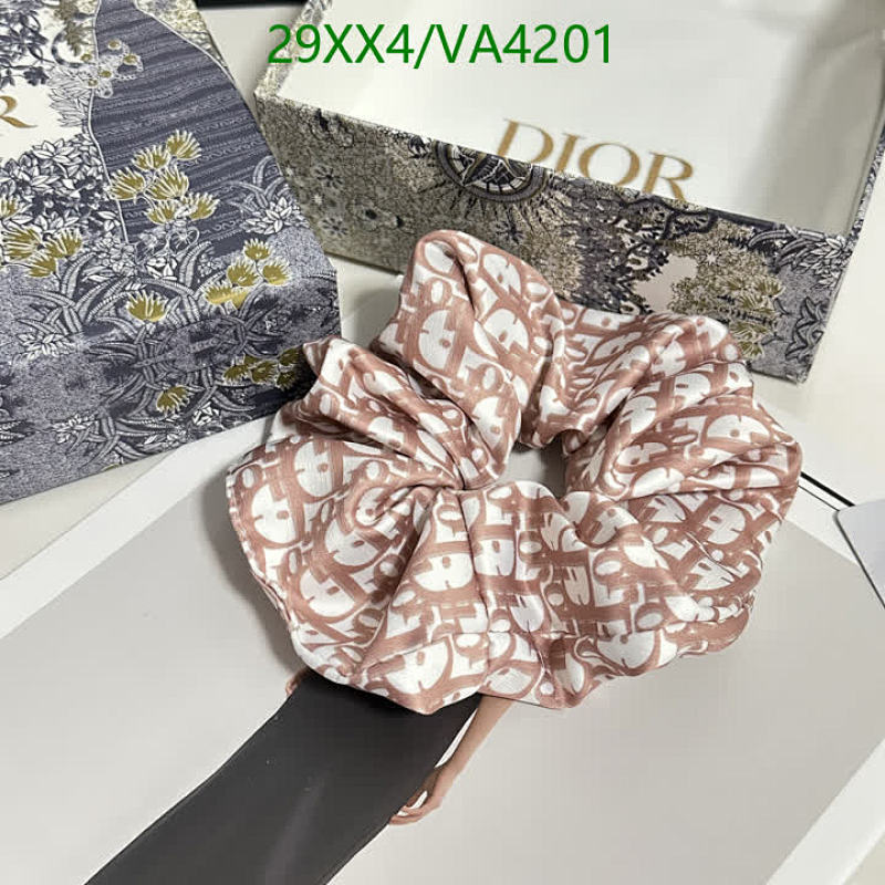 Dior-Headband Code: VA4201 $: 29USD
