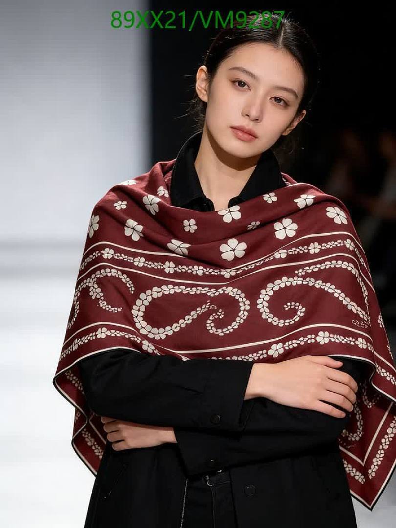 Chanel-Scarf Code: VM9287 $: 89USD
