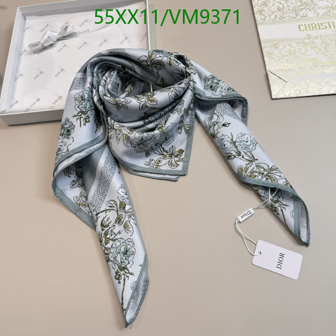 Dior-Scarf Code: VM9371 $: 55USD
