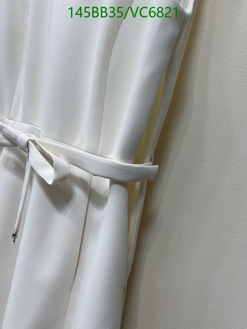 Prada-Clothing Code: VC6821 $: 145USD