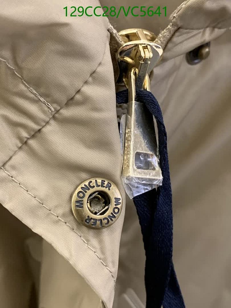 Moncler-Down jacket Women Code: VC5641 $: 129USD