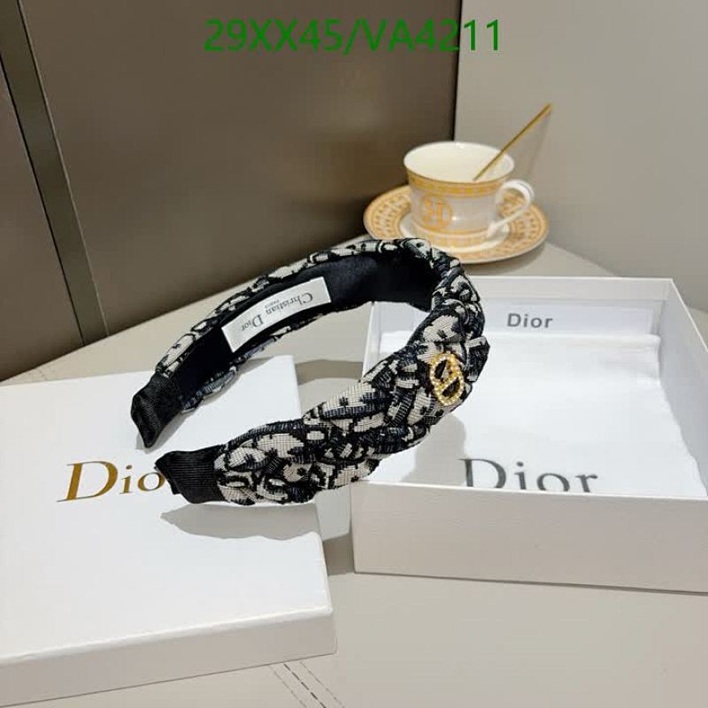 Dior-Headband Code: VA4211 $: 29USD