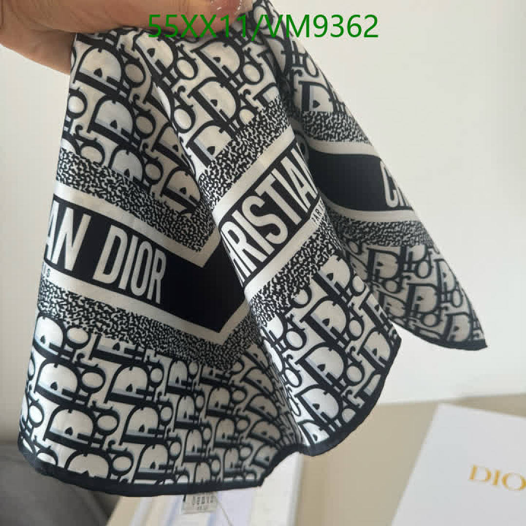 Dior-Scarf Code: VM9362 $: 55USD