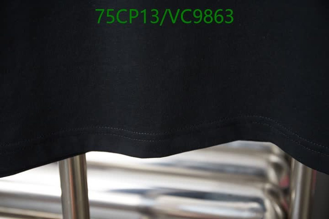 Prada-Clothing Code: VC9863 $: 75USD