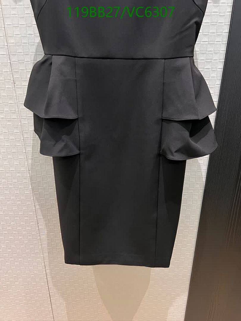 Givenchy-Clothing Code: VC6307 $: 119USD