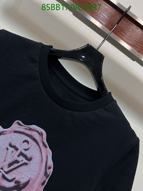 LV-Clothing Code: VC6437 $: 85USD