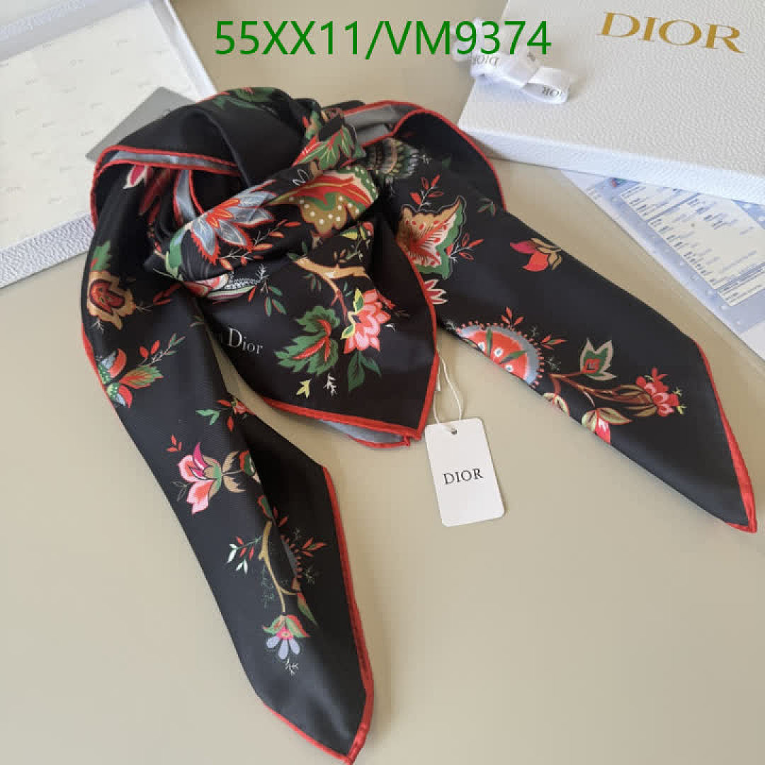 Dior-Scarf Code: VM9374 $: 55USD
