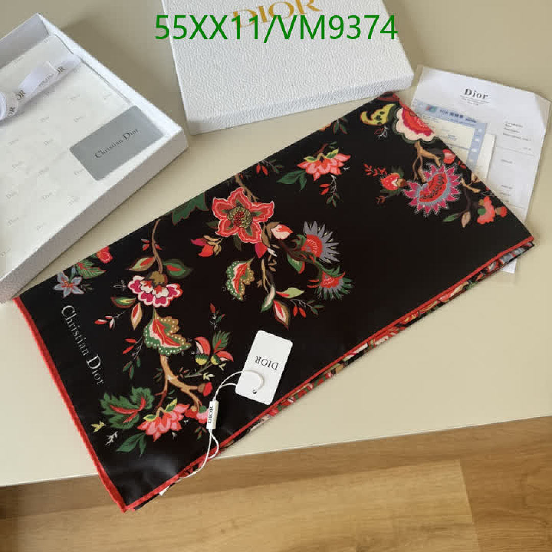 Dior-Scarf Code: VM9374 $: 55USD