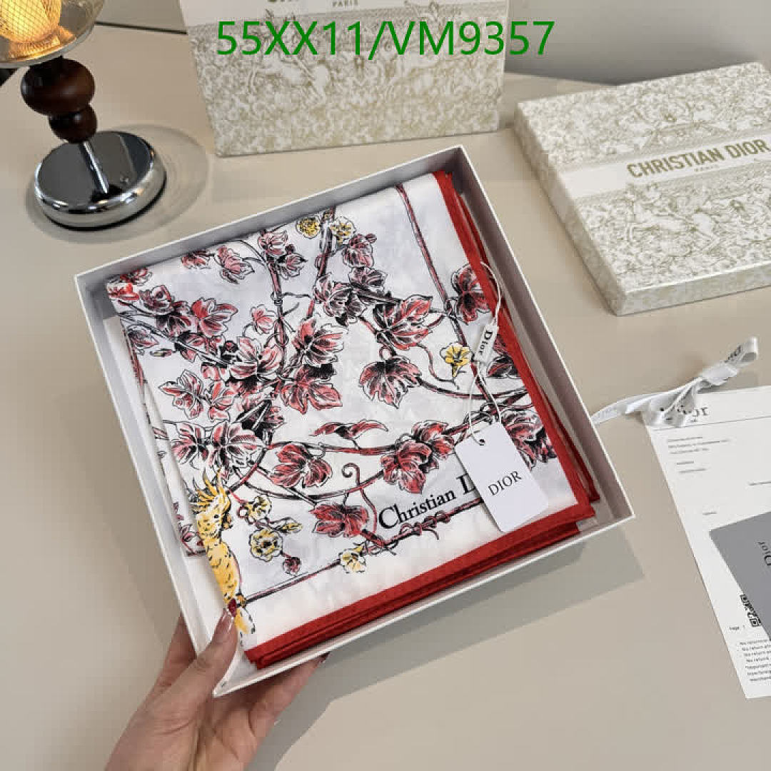 Dior-Scarf Code: VM9357 $: 55USD
