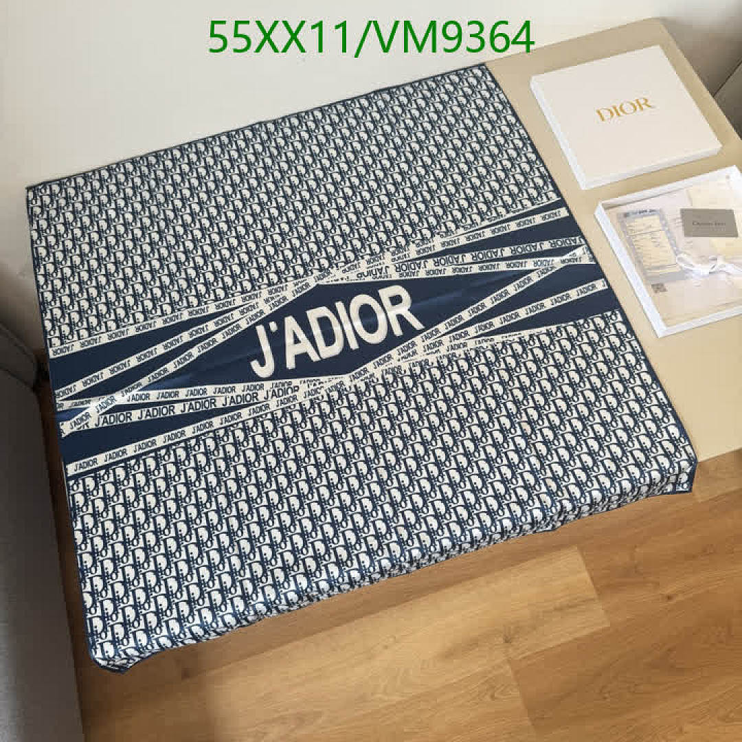 Dior-Scarf Code: VM9364 $: 55USD