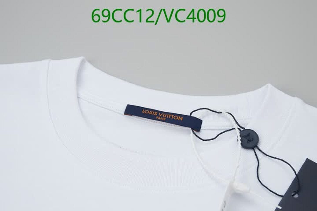 LV-Clothing Code: VC4009 $: 69USD