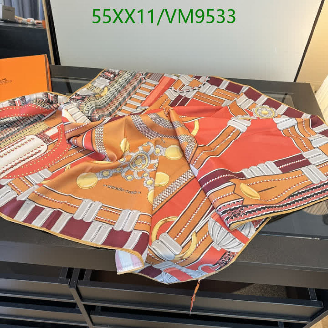 Hermes-Scarf Code: VM9533 $: 55USD