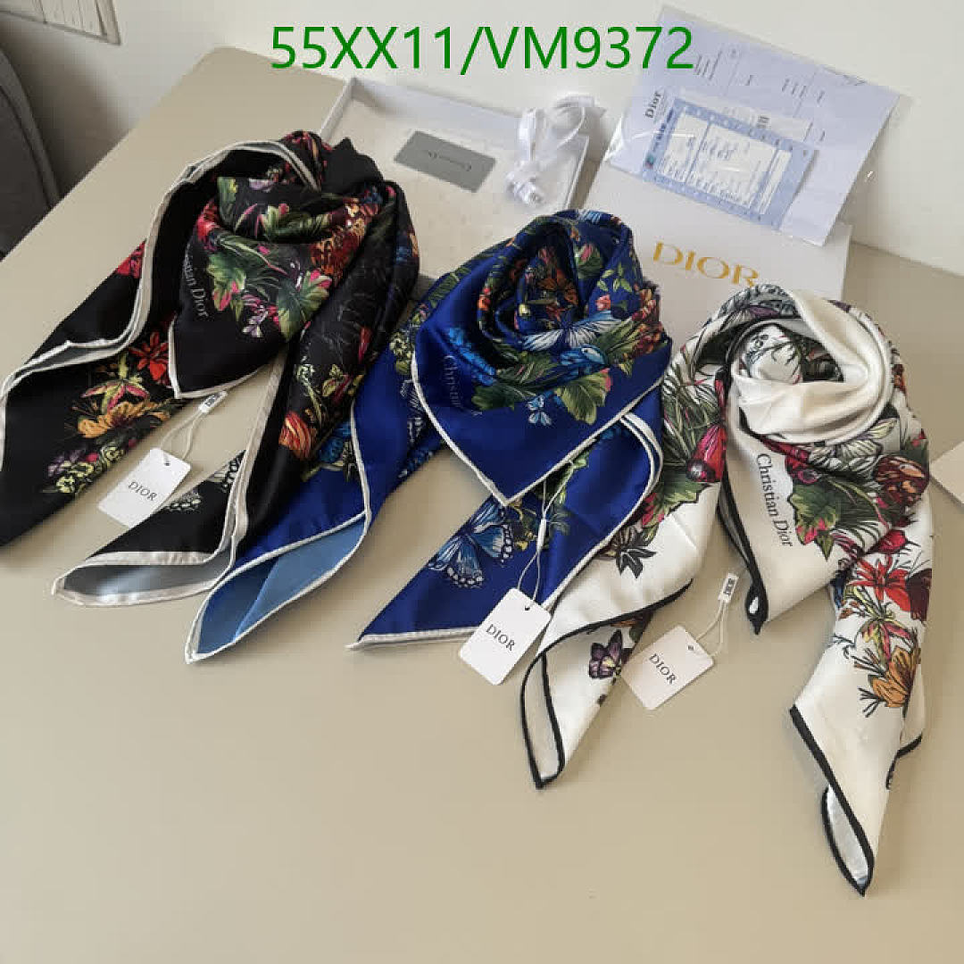 Dior-Scarf Code: VM9372 $: 55USD