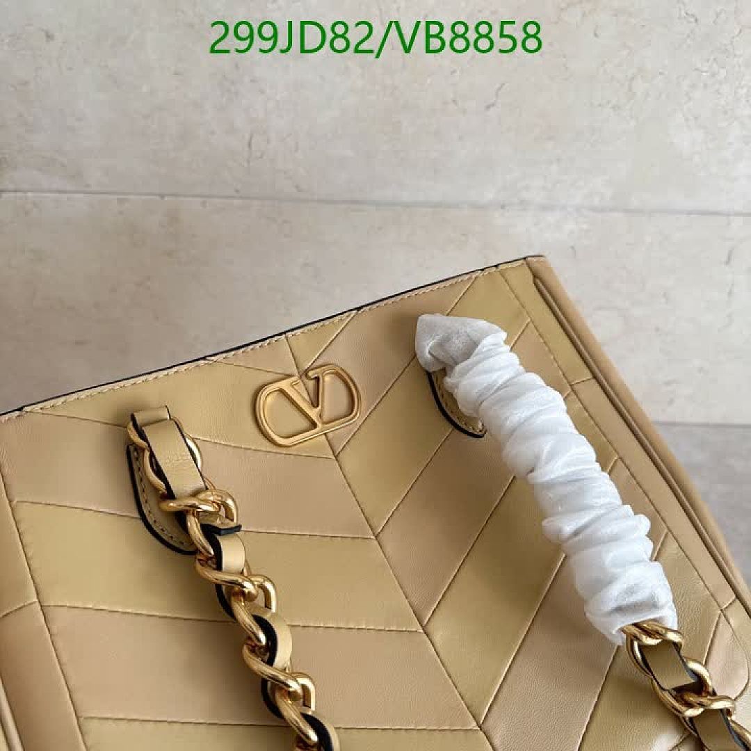 Valentino-Bag-Mirror Quality Code: VB8858 $: 299USD