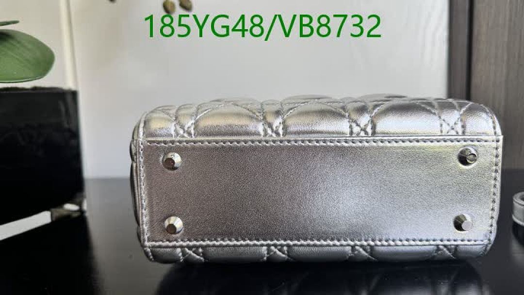 Dior-Bag-Mirror Quality Code: VB8732 $: 185USD