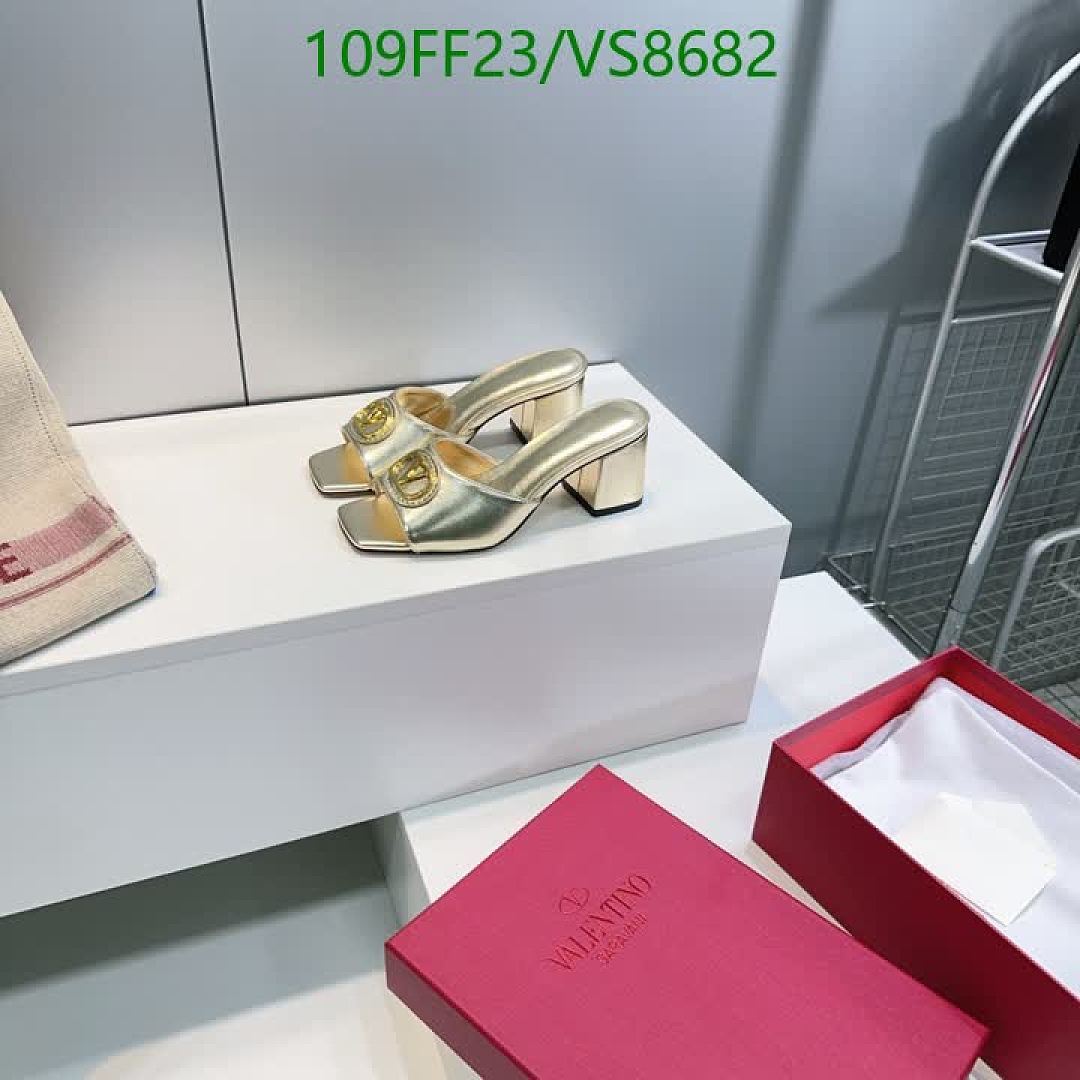 Valentino-Women Shoes Code: VS8682 $: 109USD