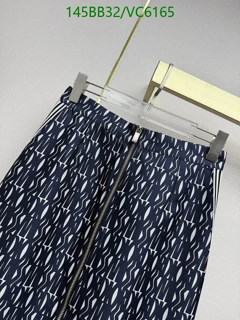 Dior-Clothing Code: VC6165 $: 145USD