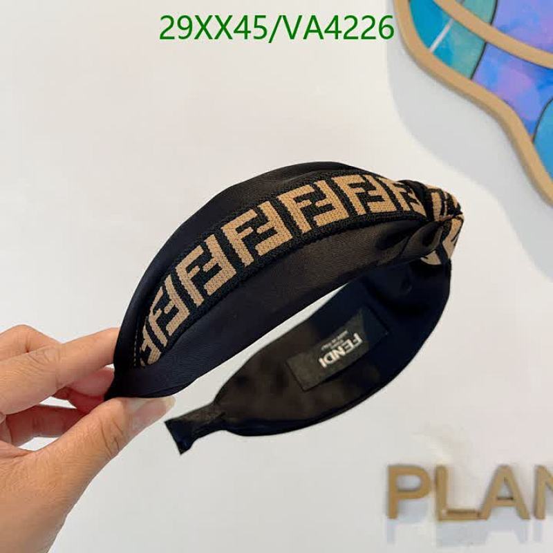 Fendi-Headband Code: VA4226 $: 29USD