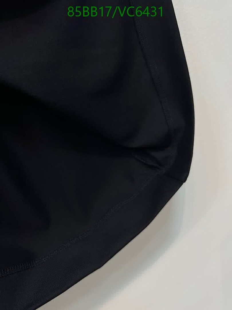 LV-Clothing Code: VC6431 $: 85USD