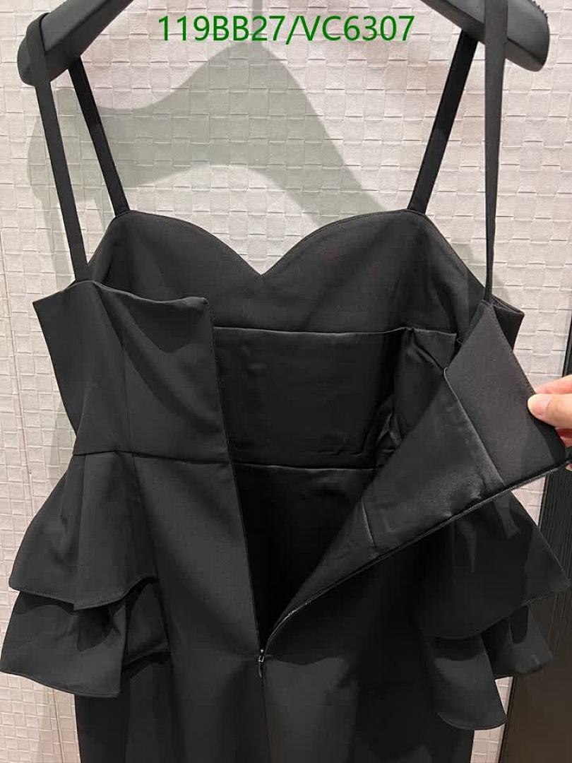 Givenchy-Clothing Code: VC6307 $: 119USD