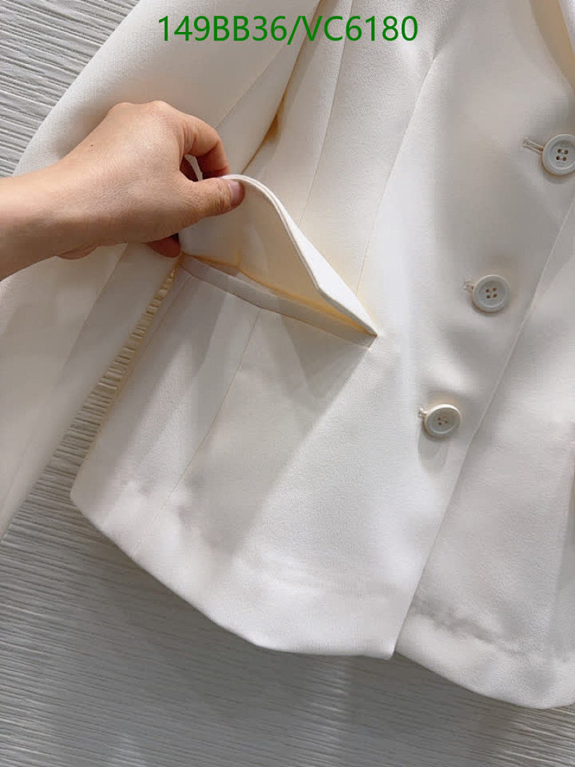 Dior-Clothing Code: VC6180 $: 149USD