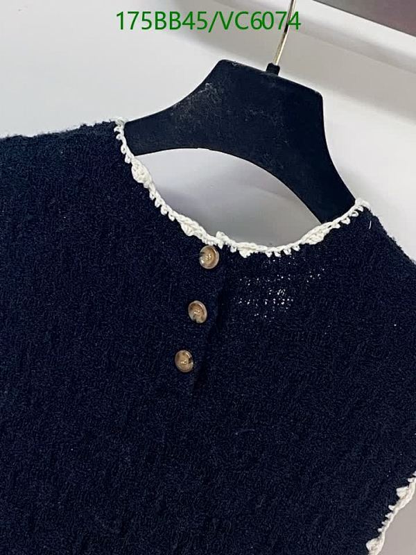 Chanel-Clothing Code: VC6074 $: 175USD