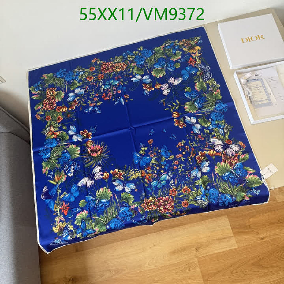 Dior-Scarf Code: VM9372 $: 55USD