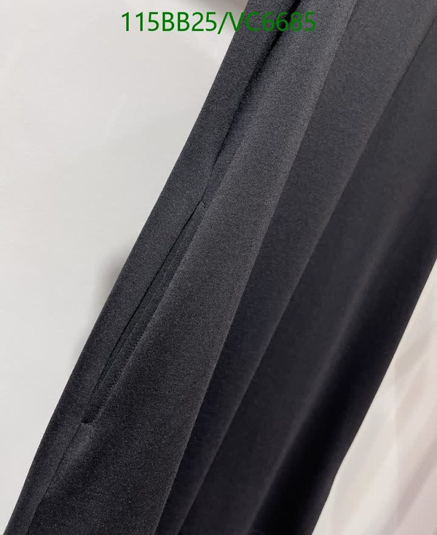 Miu Miu-Clothing Code: VC6685 $: 115USD