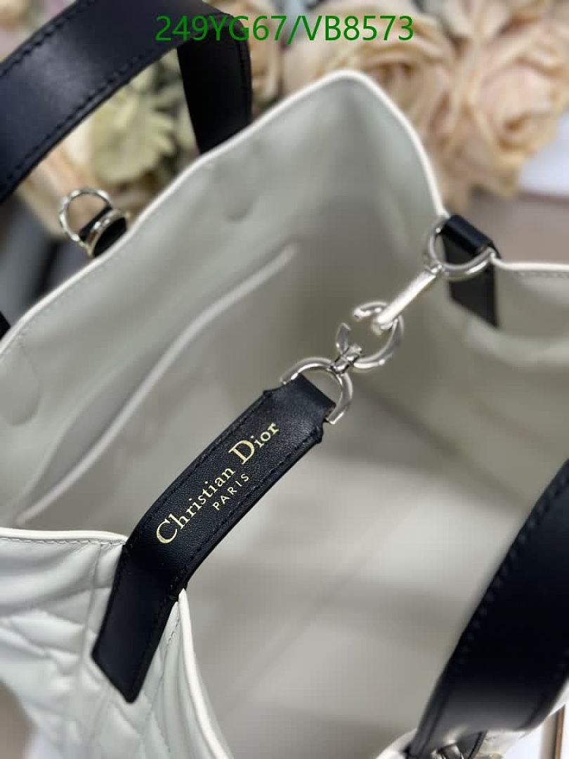 Dior-Bag-Mirror Quality Code: VB8573 $: 249USD