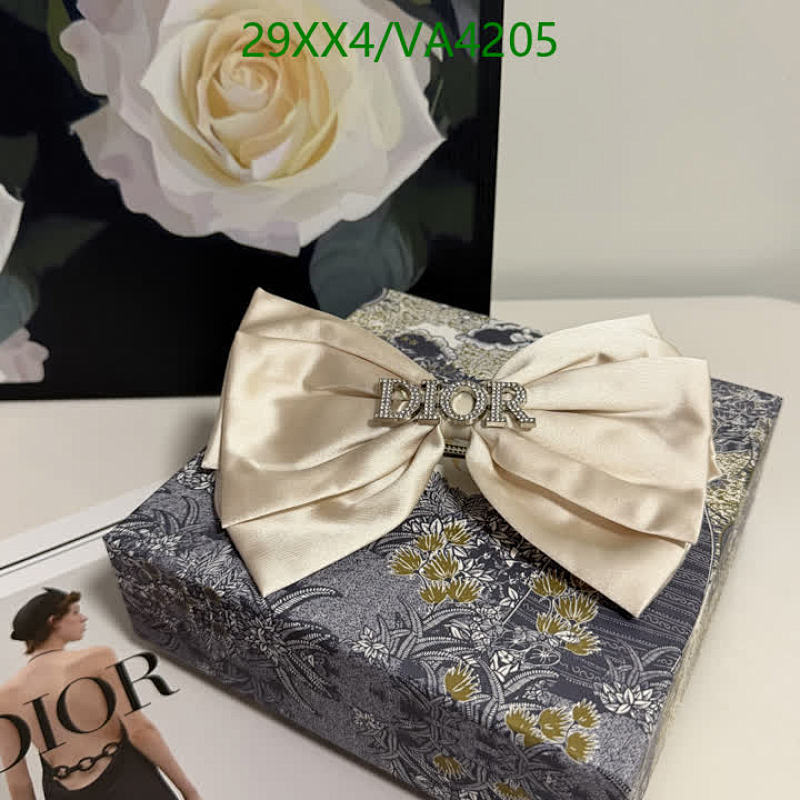 Dior-Headband Code: VA4205 $: 29USD