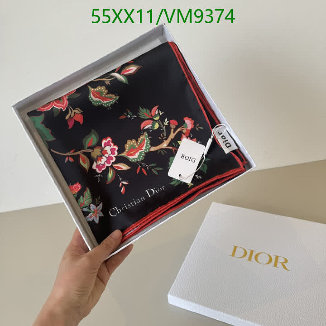 Dior-Scarf Code: VM9374 $: 55USD