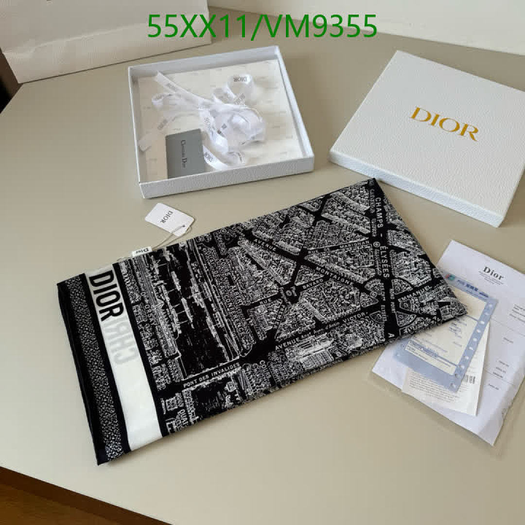 Dior-Scarf Code: VM9355 $: 55USD