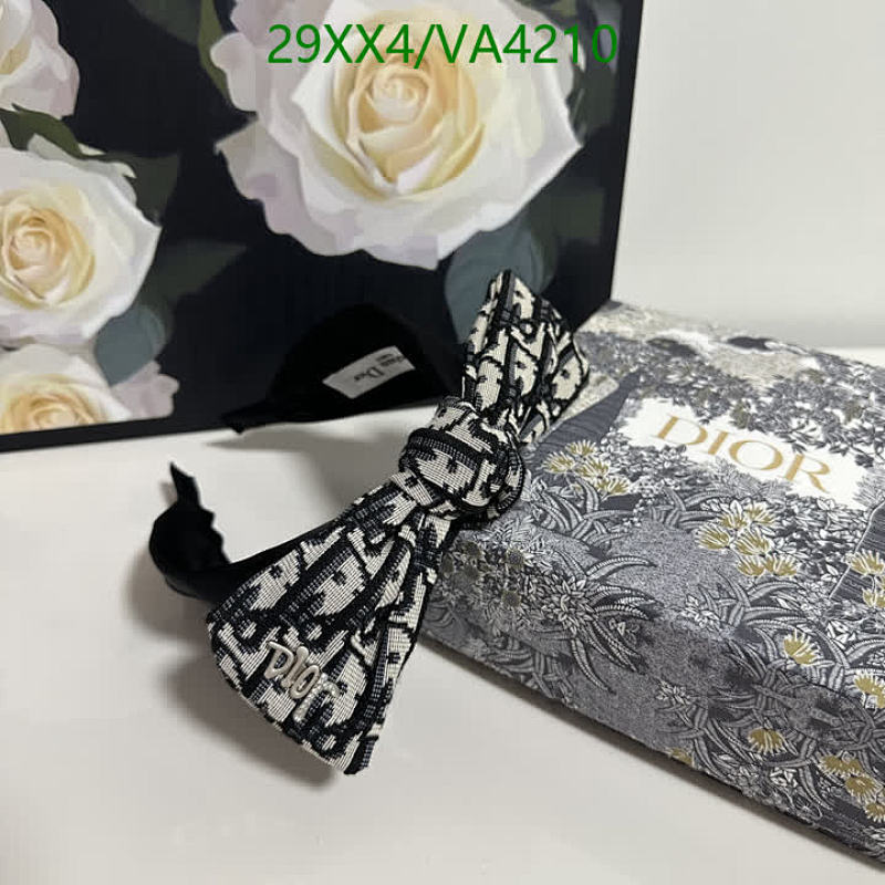 Dior-Headband Code: VA4210 $: 29USD
