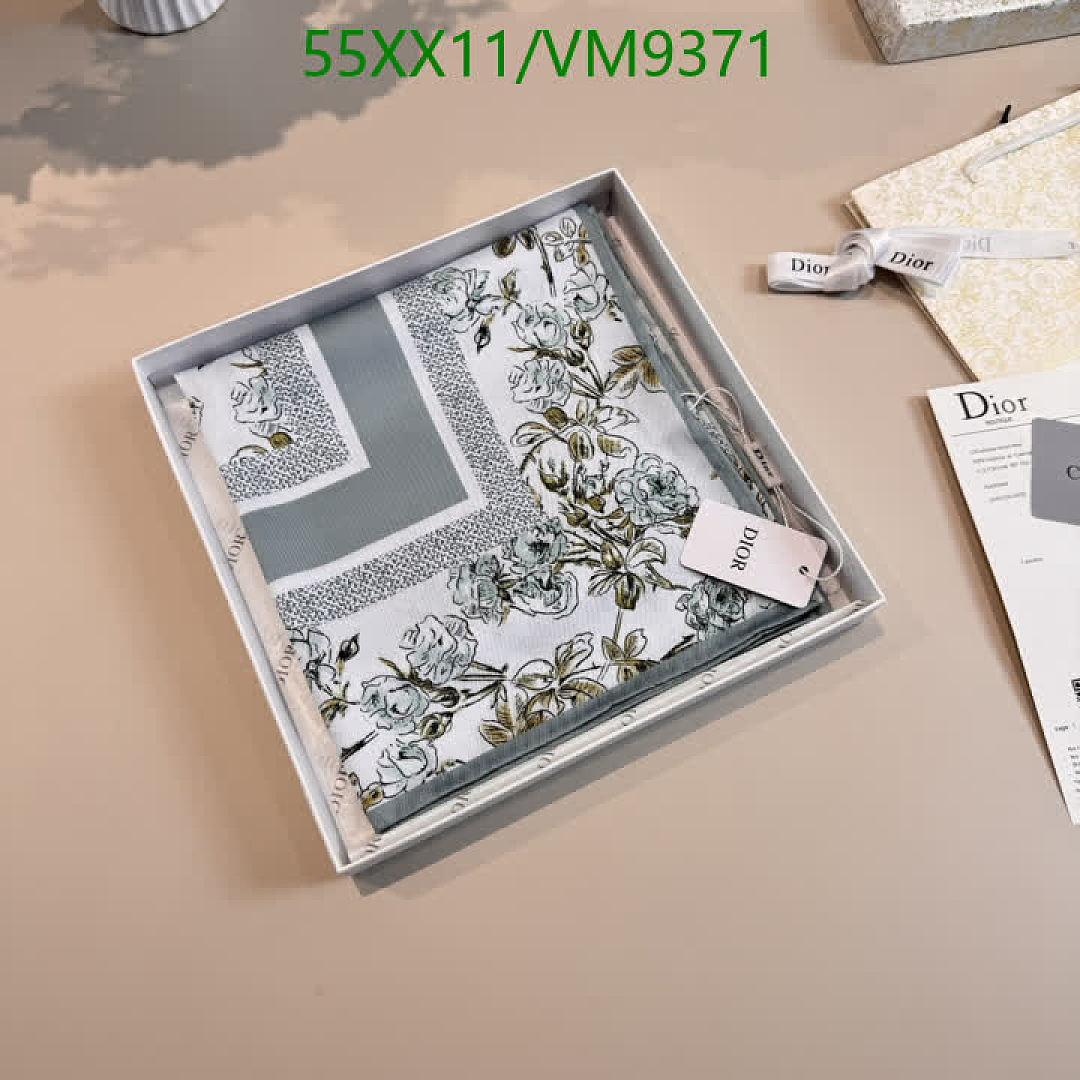 Dior-Scarf Code: VM9371 $: 55USD